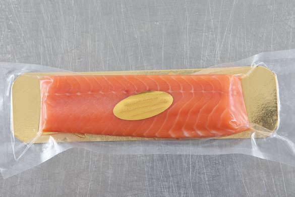 Superior Salmon Royal fillet 200g fresh or frozen - Click Image to Close